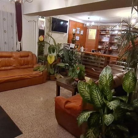 Hotel Sym Ploiesti Ngoại thất bức ảnh